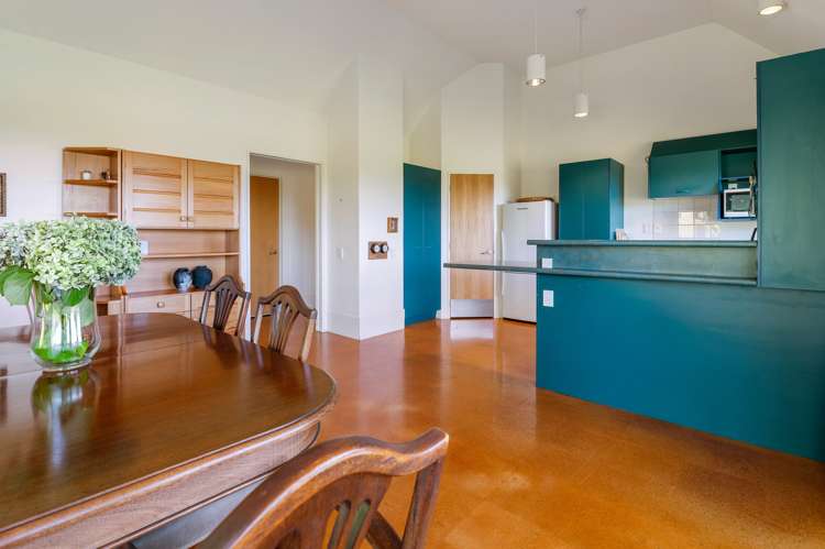 8 Mokoia Drive Tihiotonga_9