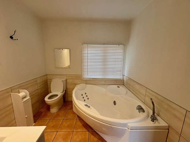 12 Aard Avenue 2639_3