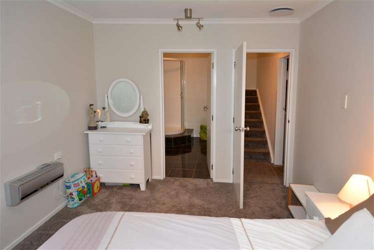 8 Dakota Place Waldronville_17