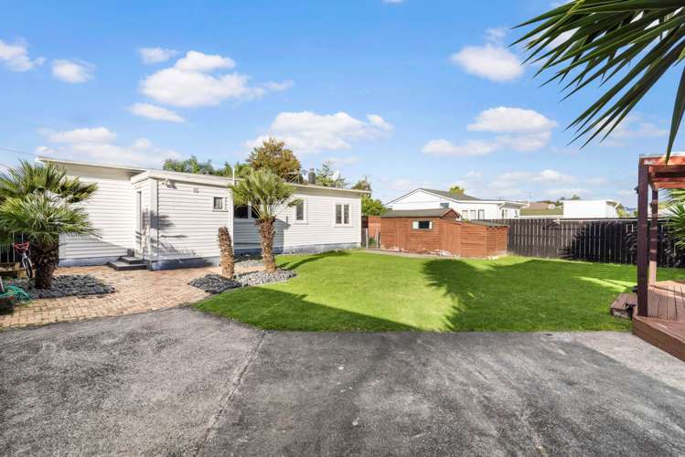 1/27 Kelvin Road Papakura_5