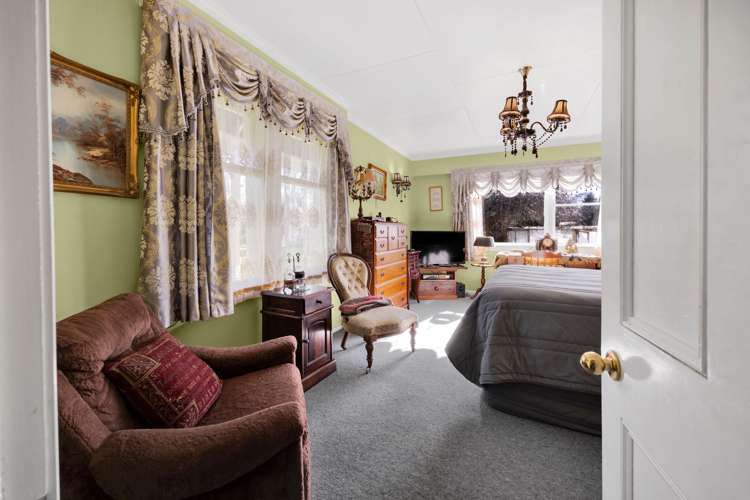 24 Castle Street Eltham_11