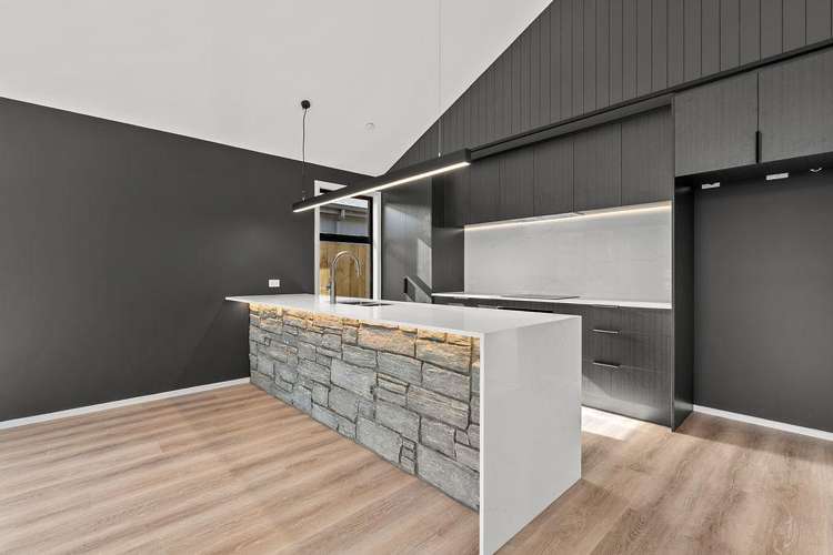 36 Gillespie Street_4