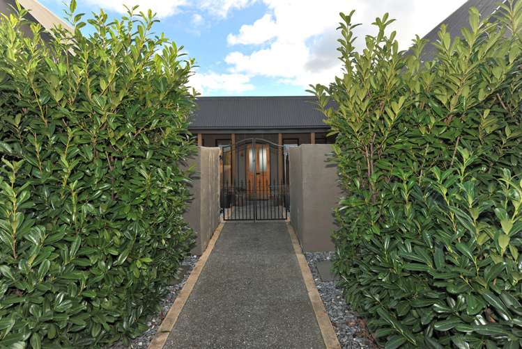 51 Malthouse Crescent Brightwater_11