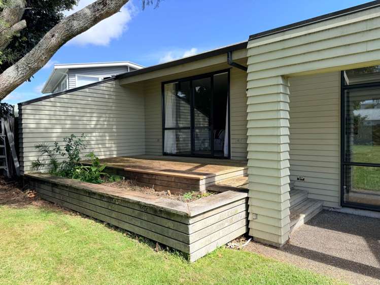 23 Sunkist Bay Road Beachlands_2