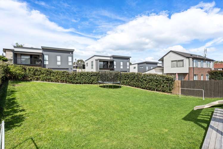 70 Castledine Crescent Glen Innes_15