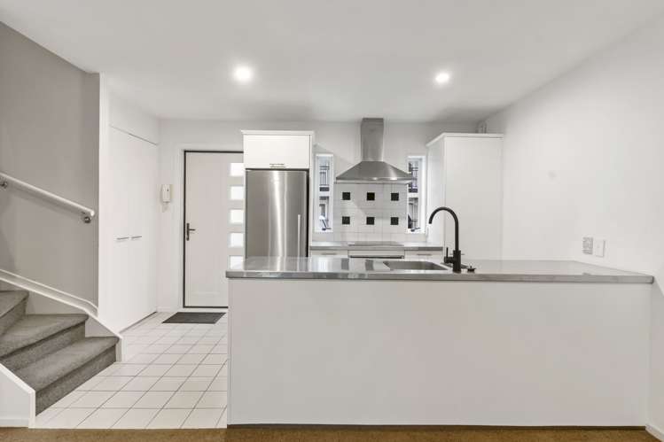 7/2 Cawley Street Ellerslie_2