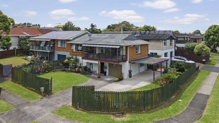 2/54 Luton Avenue Sunnyhills_21