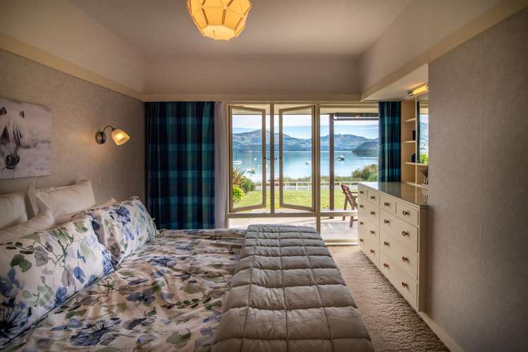 113 Beach Road Akaroa_13