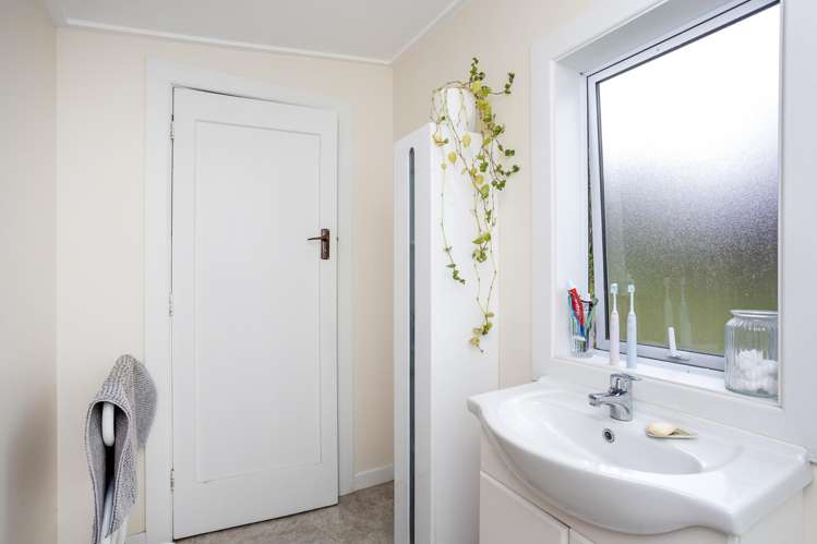 160 Main South Road Green Island_20