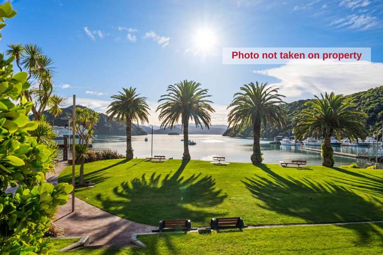 4/11 Wellington Street Picton_18