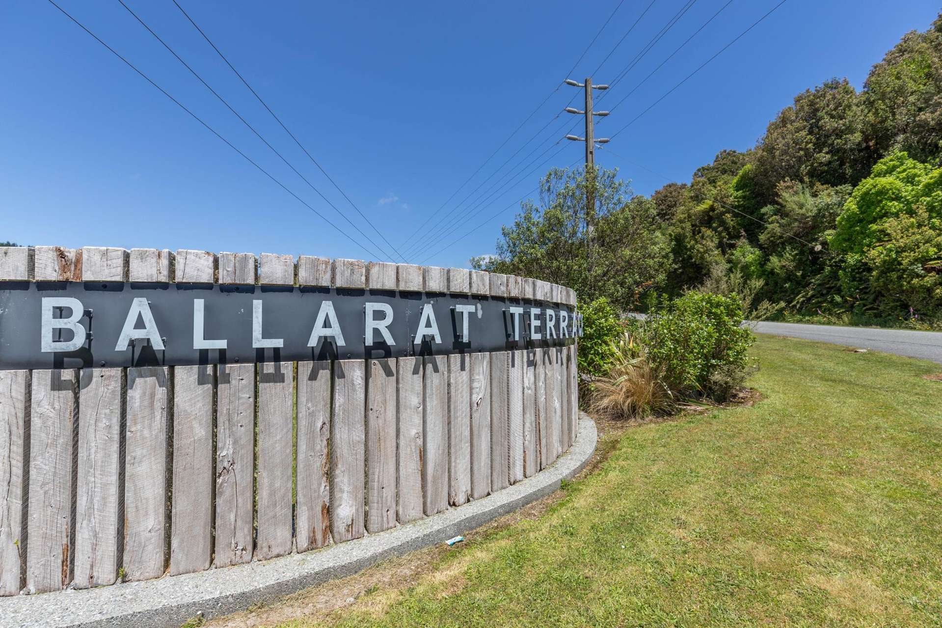 3 Middle Paddock Road Hokitika_0