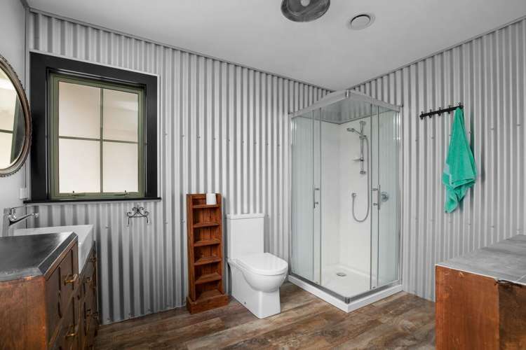 208 Fisher Lane Alexandra_15