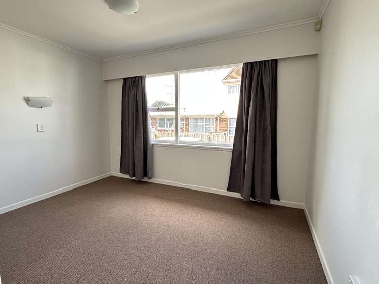 2/303 Pakuranga Road Pakuranga Heights_8