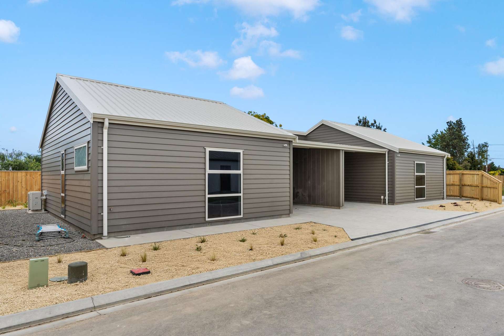 4/2 Tuatahi Avenue Solway_0