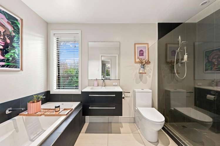 47 Charlcott Street Burnside_11