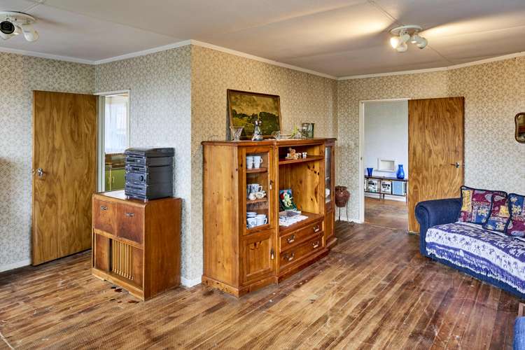 6 Marne Grove Waitangirua_5