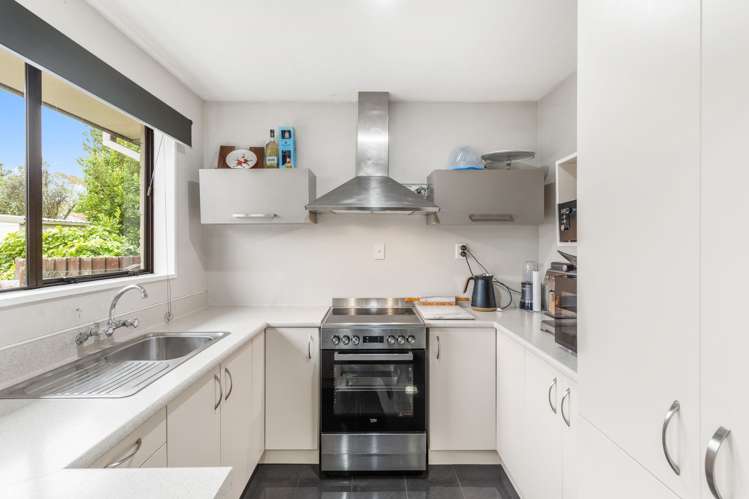 411 Hills Road Mairehau_11