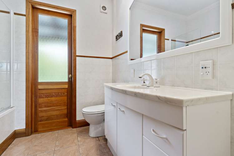 180 Paierau Road Opaki_14