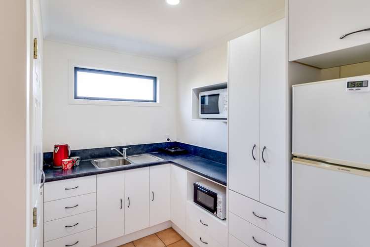 633 Marine Parade Napier South_17