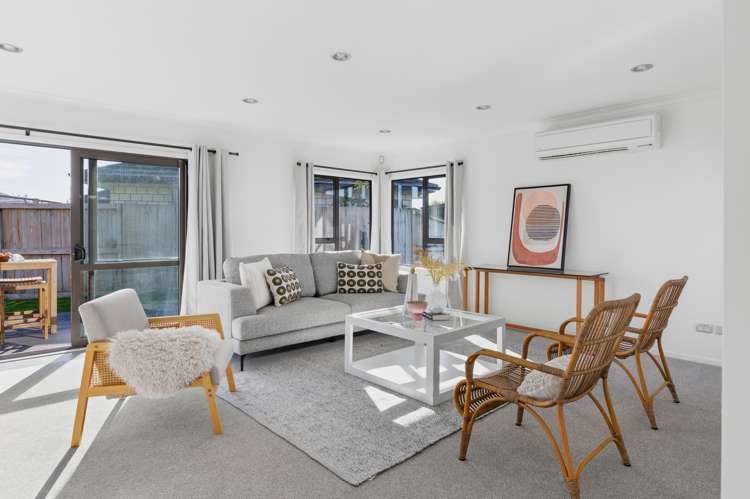 63 Aquila Crescent Rototuna North_9