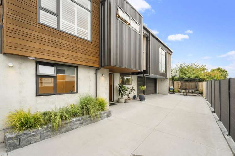 16 Arataki Views Way Glen Eden_6