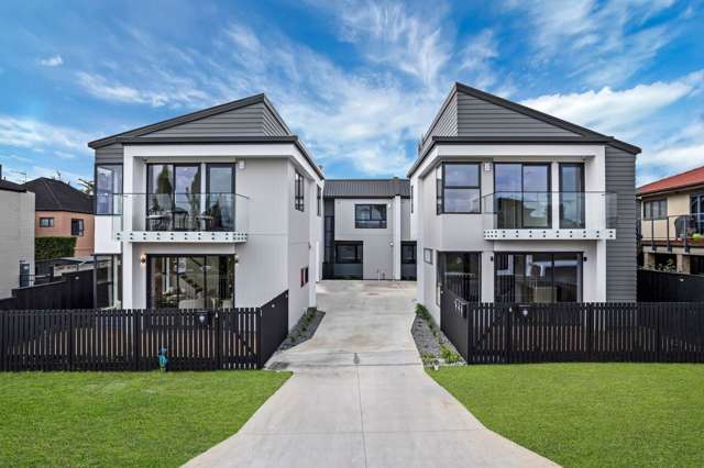 Brand-New Coastal Living in Macleans School Zone