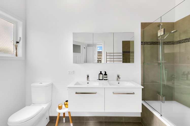 16 Walmer Road Point Chevalier_12