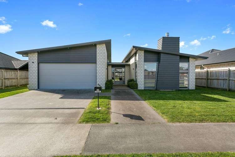 30 Tulip Drive 11373_1