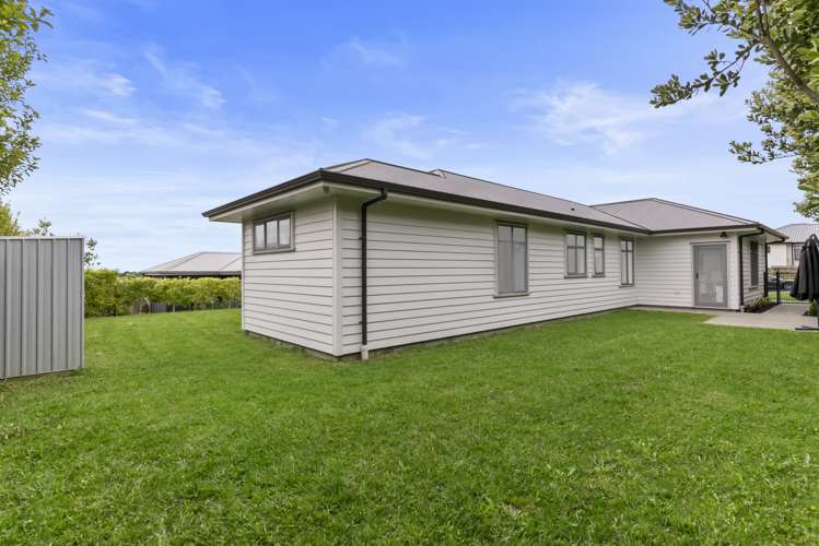 39 Twin Parks Rise Papakura_24