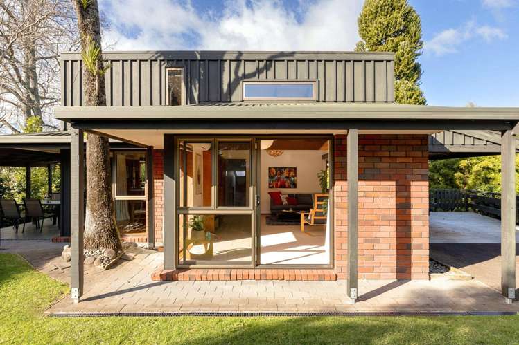 18 Fairmont Terrace Otumoetai_24