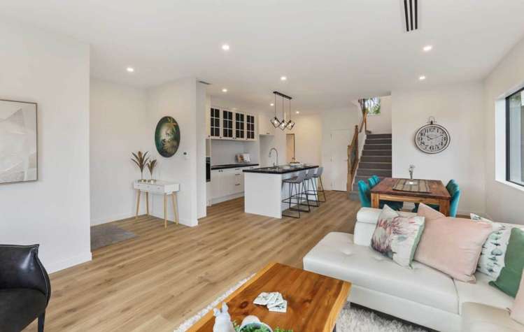 5b Woodhouse Place West Harbour_9