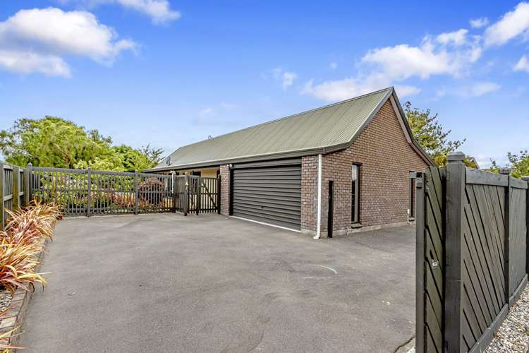 100 Queenspark Drive Parklands_11