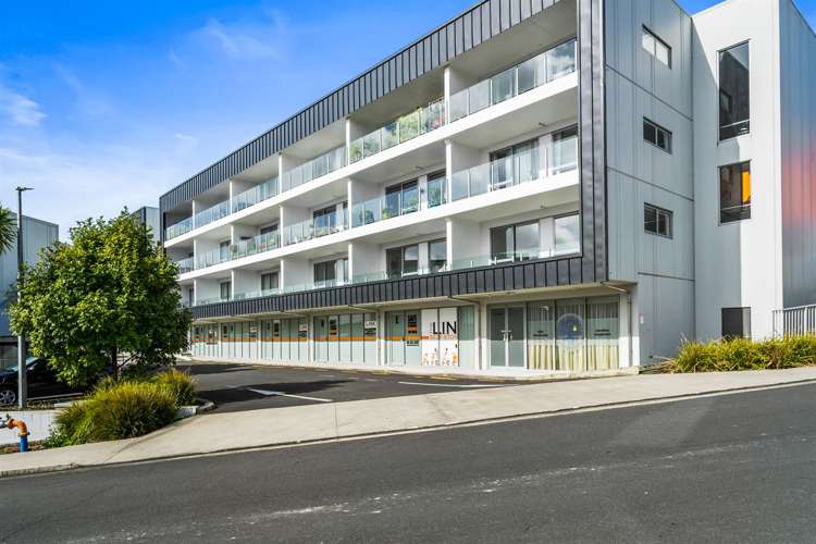 121/17 Link Crescent Stanmore Bay_15