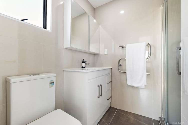 31 Kingshaven Close Mount Roskill_16