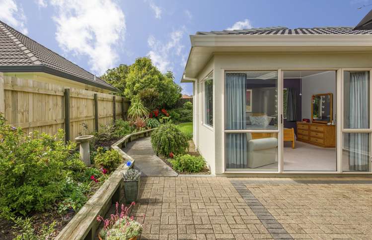 32 Ambleside Drive Northpark_16