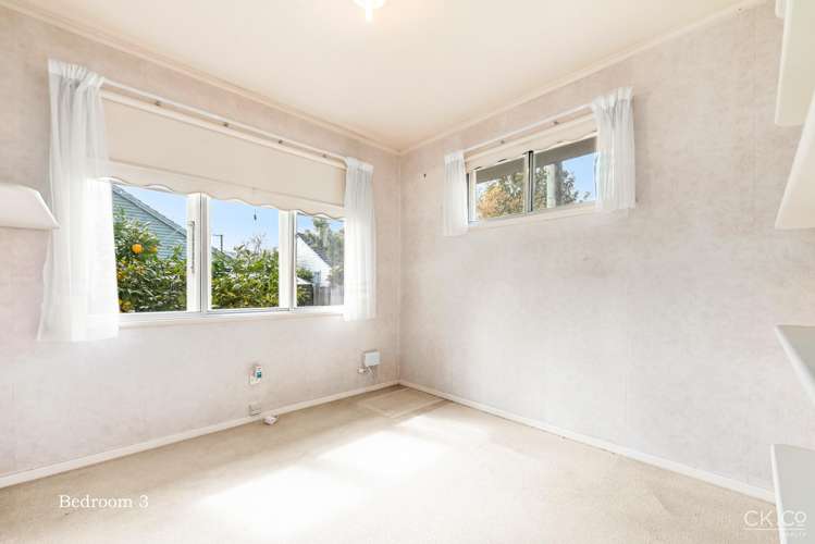 49B Shakespeare Avenue Trentham_11