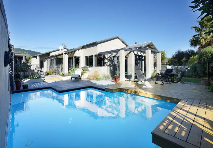 137 Aldinga Avenue Stoke_0