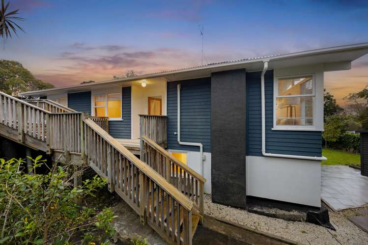 190 Golf Road Titirangi_14