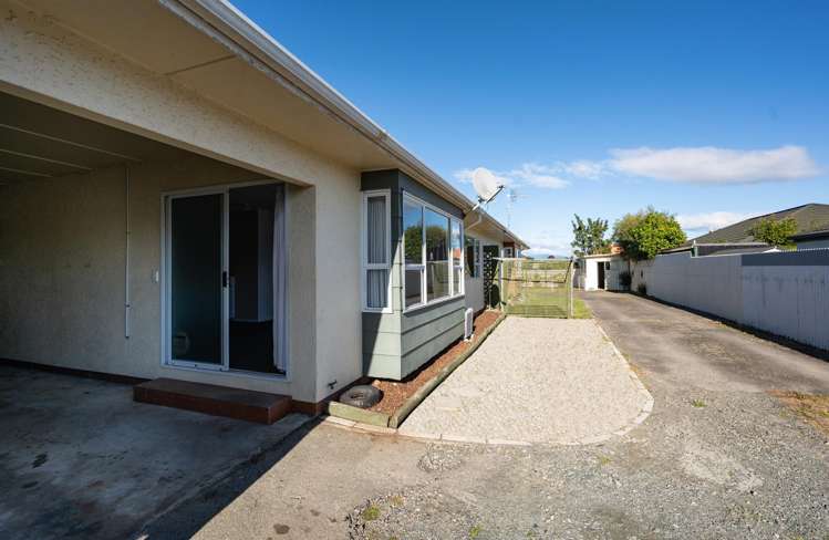2/107 Parkers Road_0