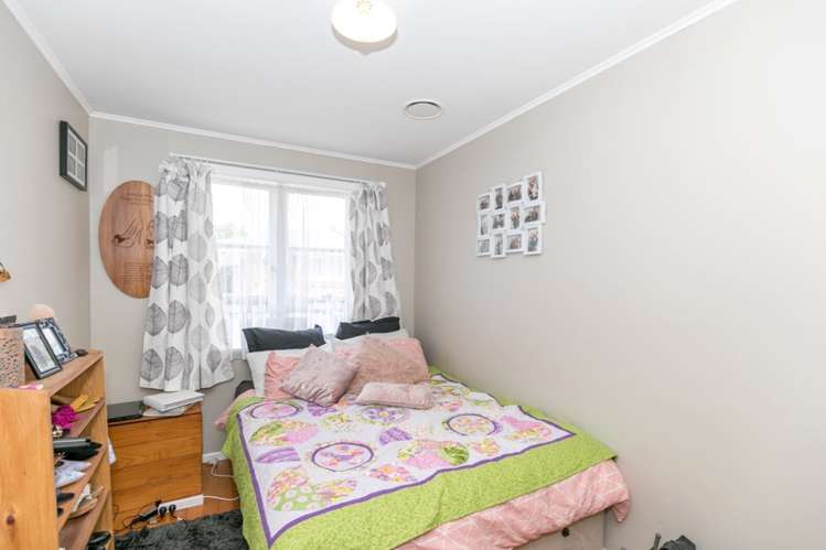 18 Saxbys Road Glenview_8