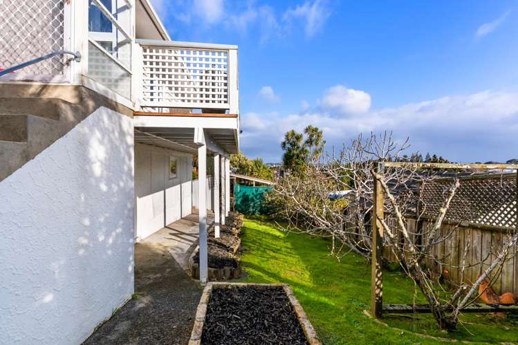 30 Huapai Street One Tree Hill_16