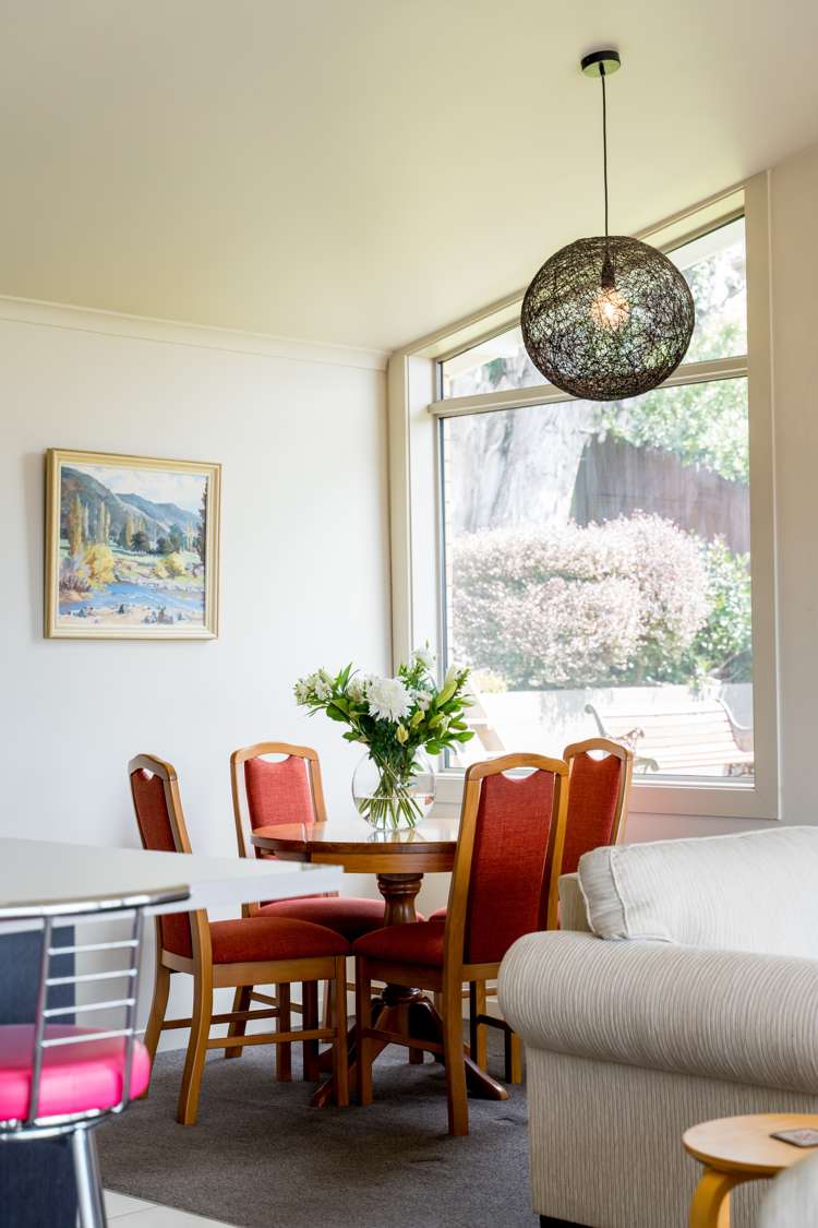 54 Easther Crescent Kew_7