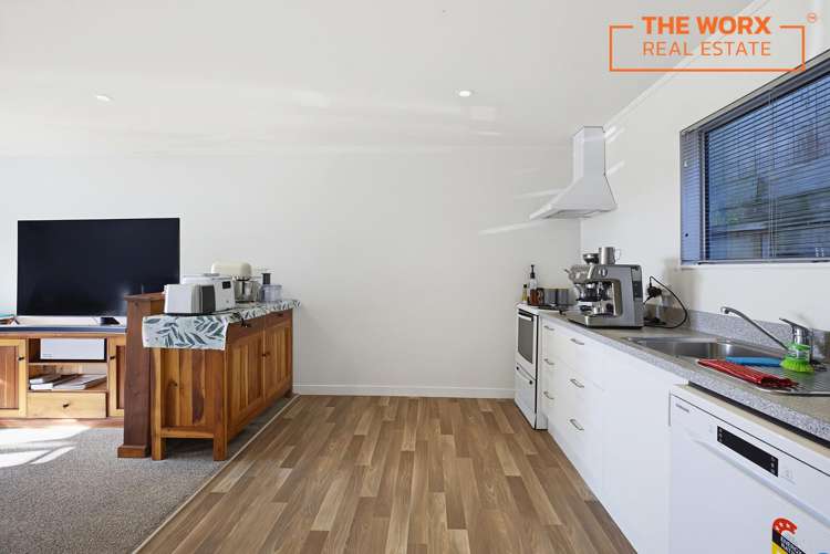 4/8 Middleton Road Johnsonville_7