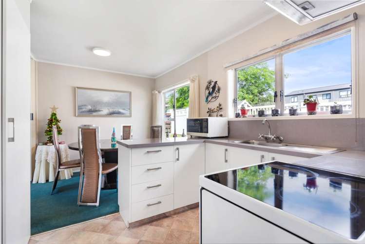 1/6 Hemsway Place Sunnyhills_7