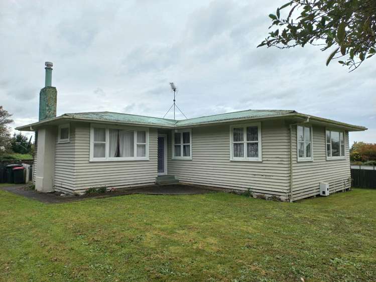 20 Pembroke Road East Stratford_9