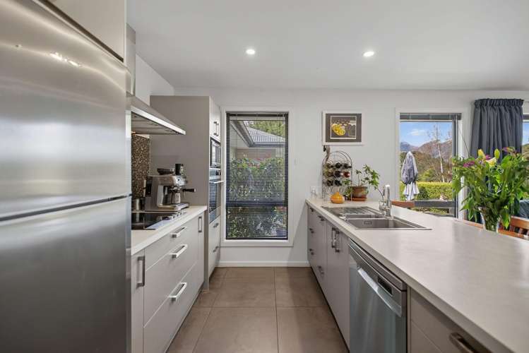 10 Cove Lane Mt Creighton_6
