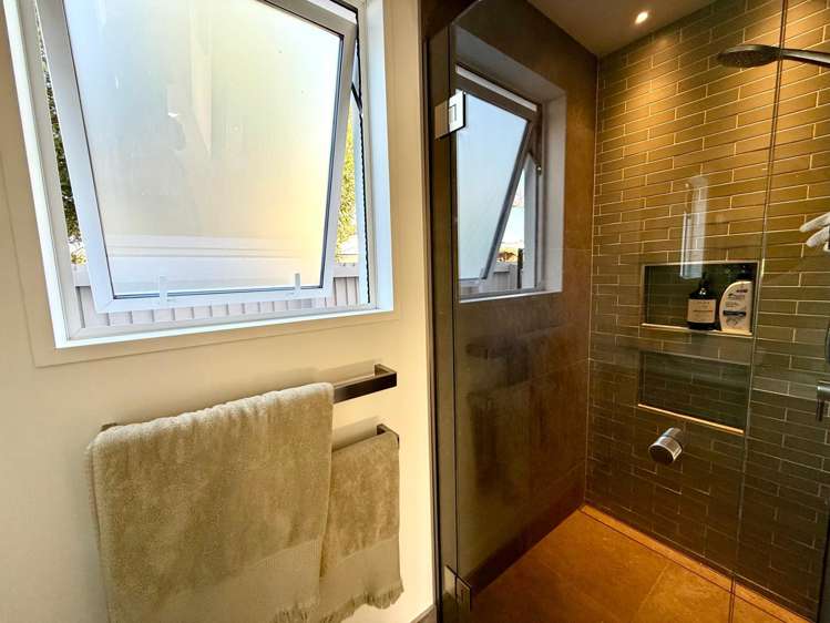 2/138 Woodham Rd Linwood_16