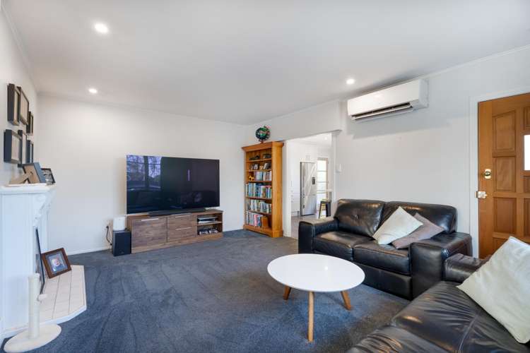 18 Akatarawa Road Brown Owl_5