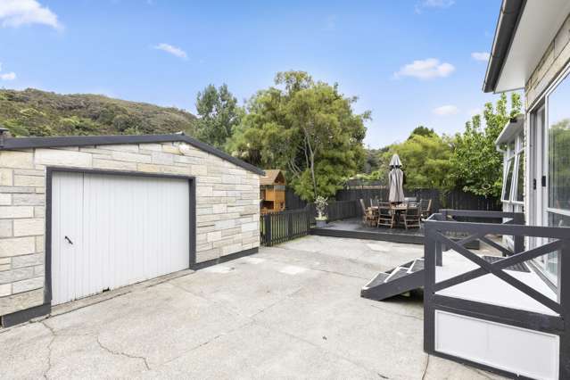 66 Waddington Drive Naenae_3