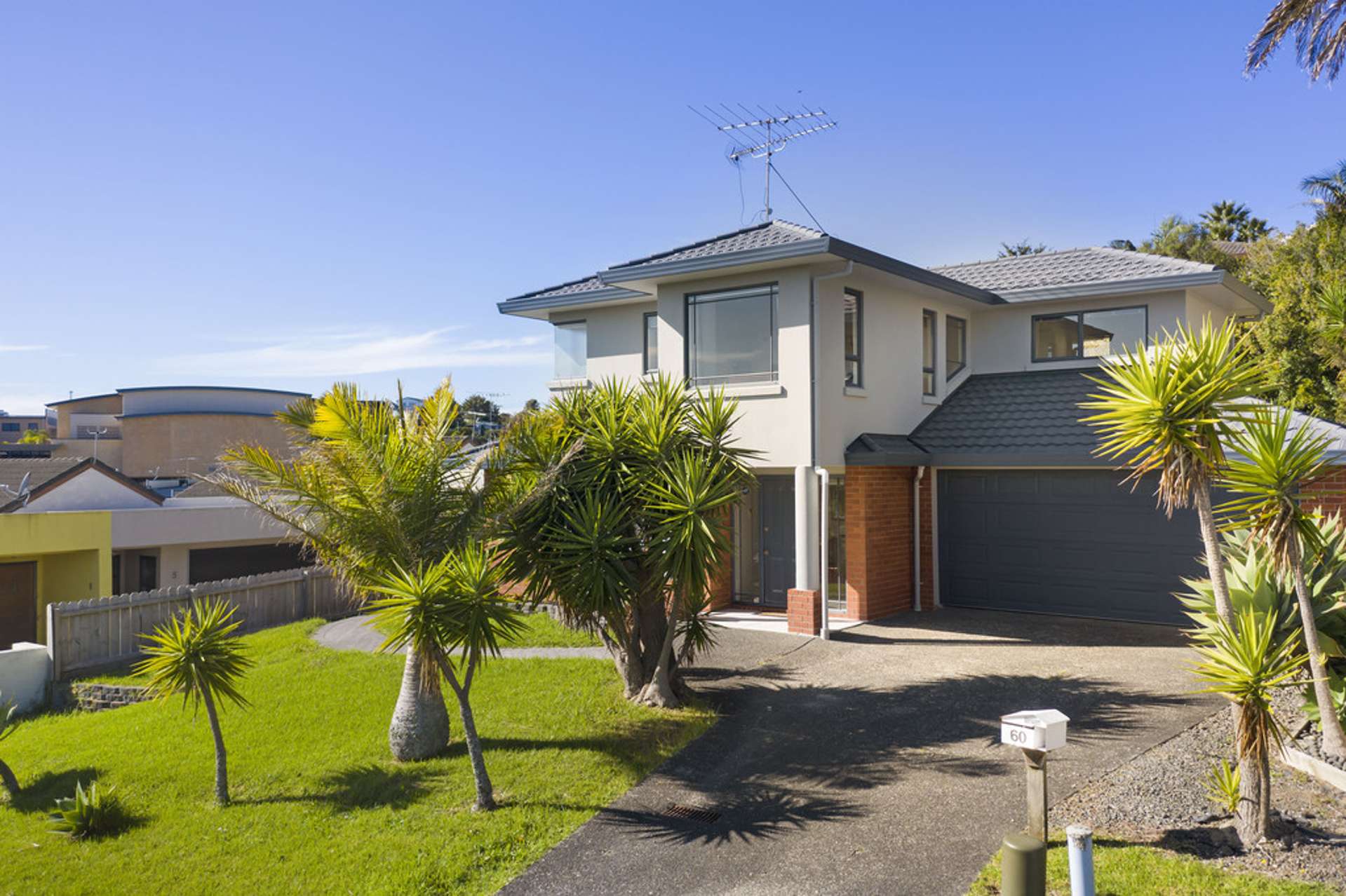 60 Fernhill Way Oteha_0